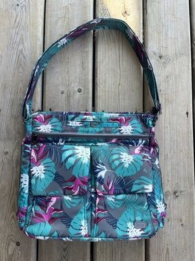 Lug Happy Camper Cross body with RFID Card Pocket